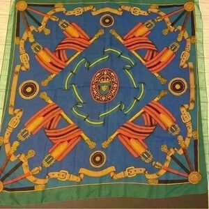 Vintage El Corte Ingles belt buckle scarf